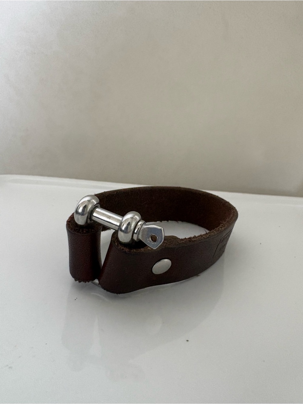 Unisex Brown Leather Bracelet with Silver Bar Closure